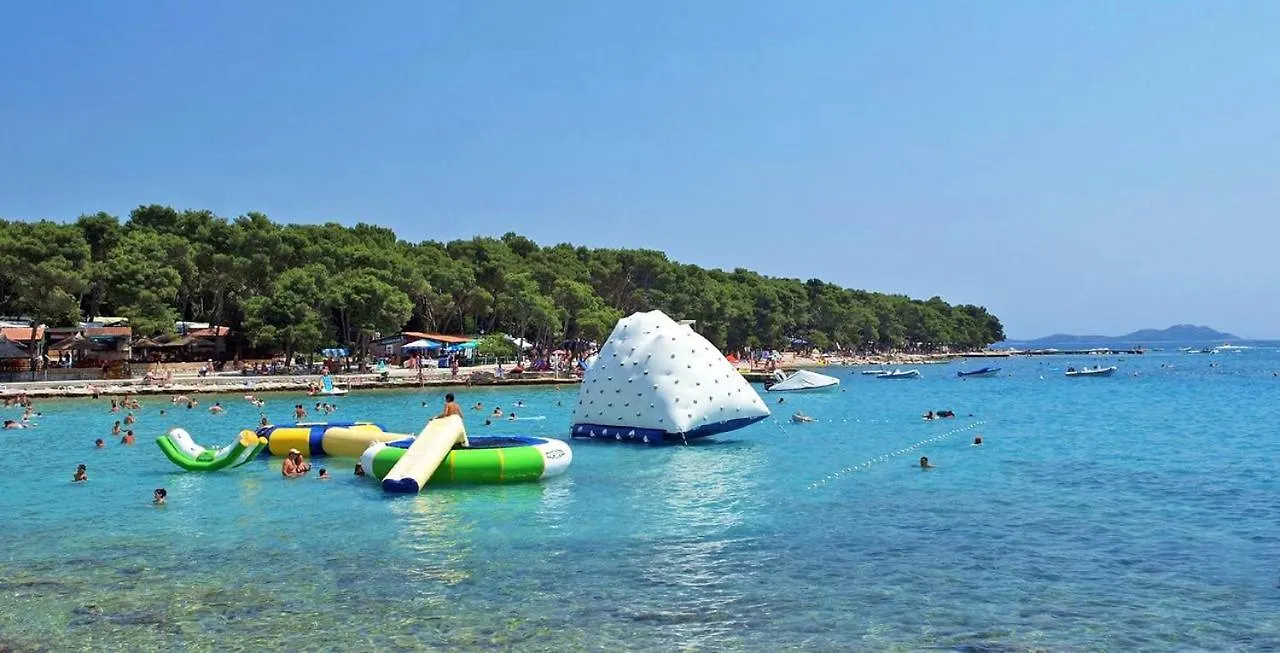 Campsite Bungalow Home Sweet Home - Logement Complet Biograd Na Moru