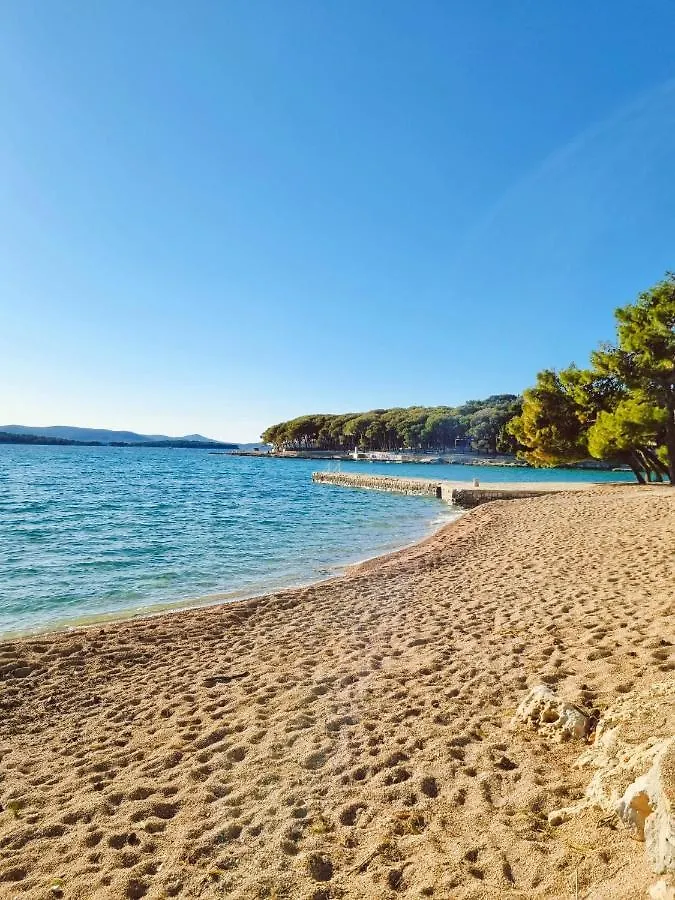 Campsite Bungalow Home Sweet Home - Logement Complet Biograd Na Moru